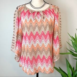 Tacera Chevron top with open pattern loose sleeves